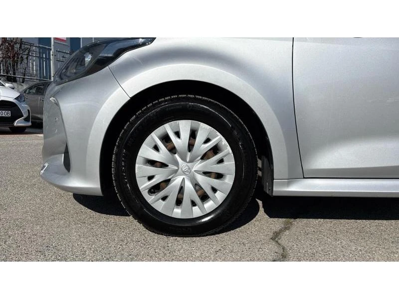 Toyota Yaris 1.5 CVT COMFORT, снимка 16 - Автомобили и джипове - 53766599