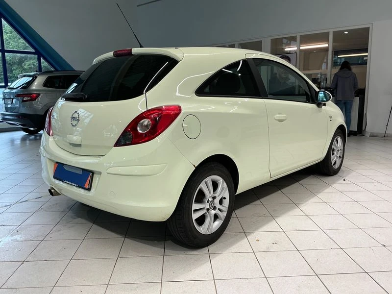 Opel Corsa Corsa 1.4 Satellite, снимка 2 - Автомобили и джипове - 55387577