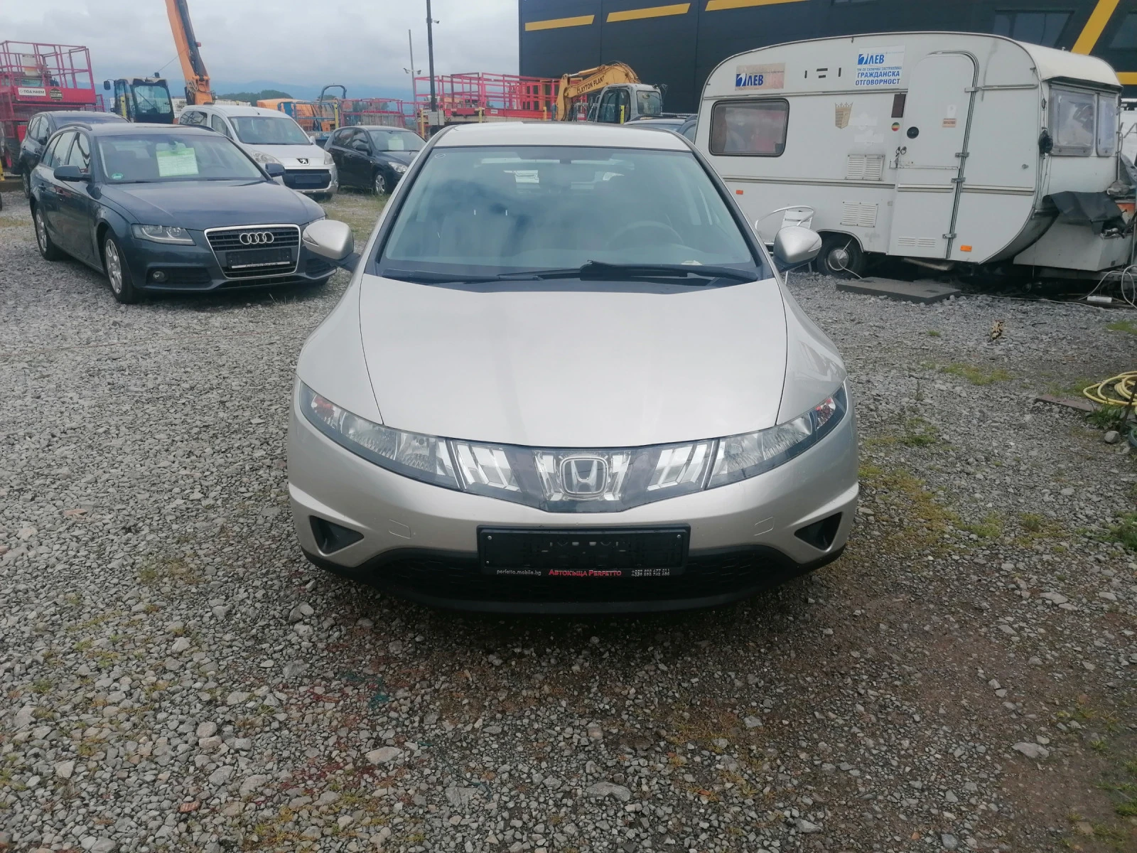 Honda Civic 1.8i 6skorosti - [1] 