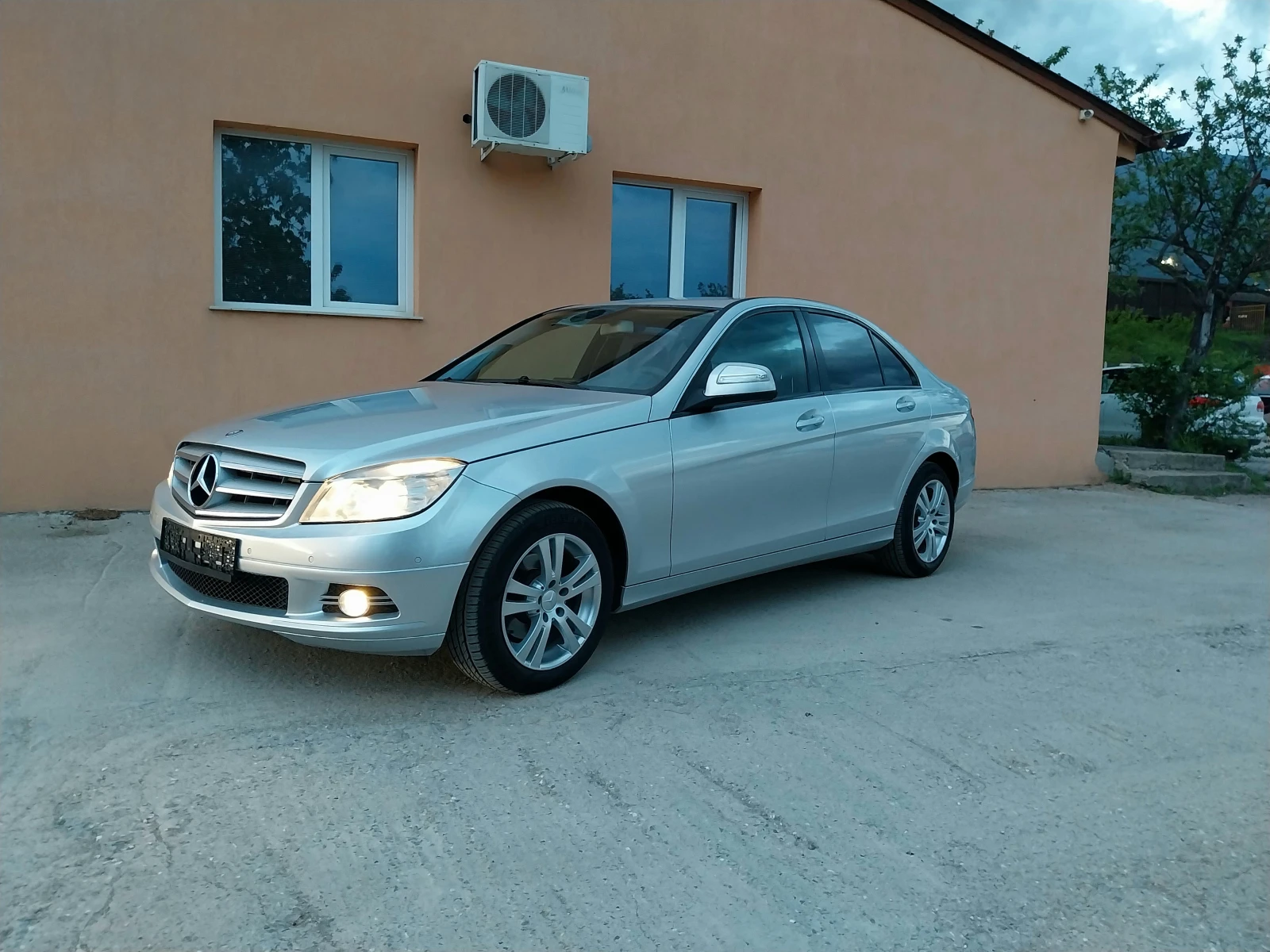 Mercedes-Benz C 200 2.2 CDI NAVI//FULL//136кс!!!ОМ646 - изображение 2