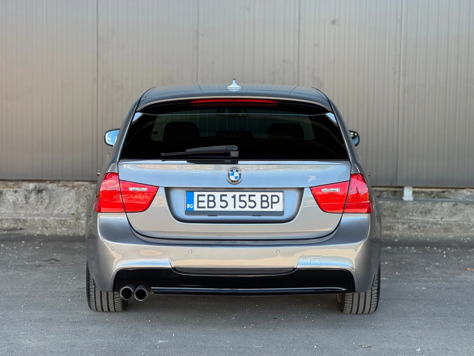 BMW 325 LCI XDrive - изображение 6