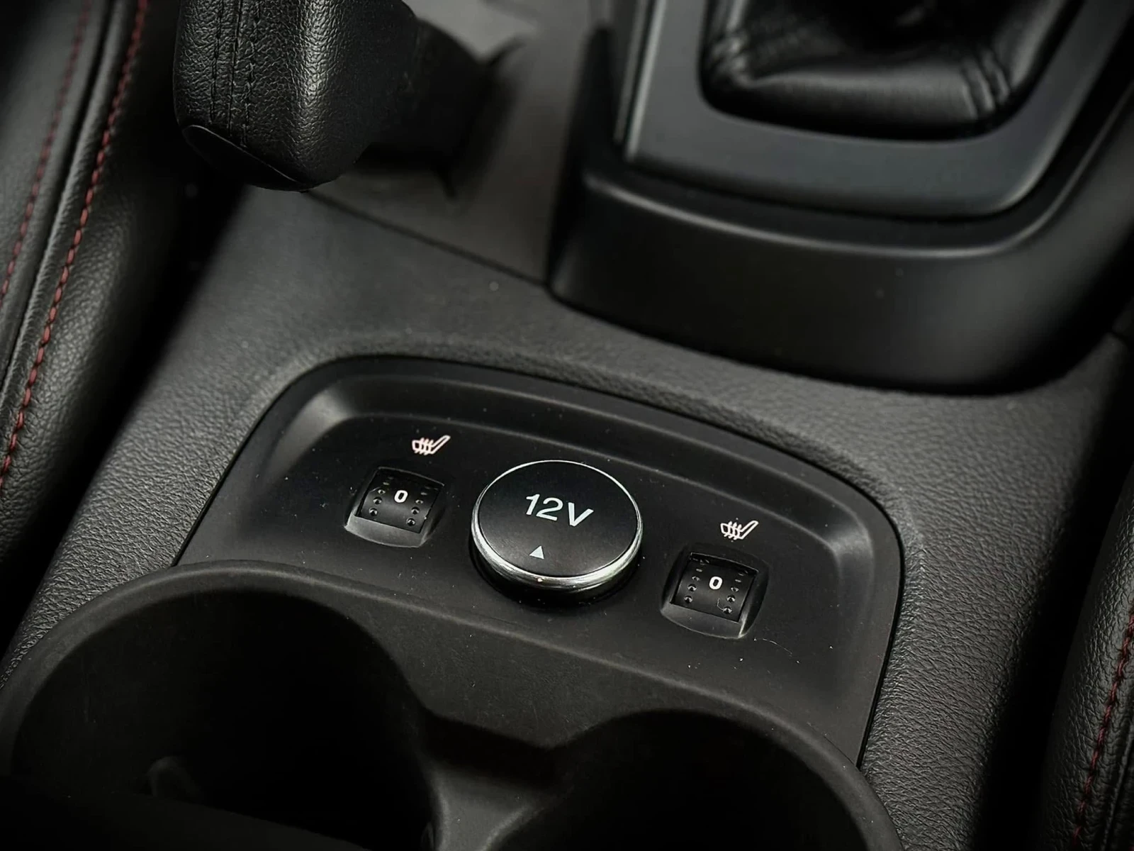 Ford Focus 2.0 * ST* NAVI* Recaro*  | Mobile.bg   12