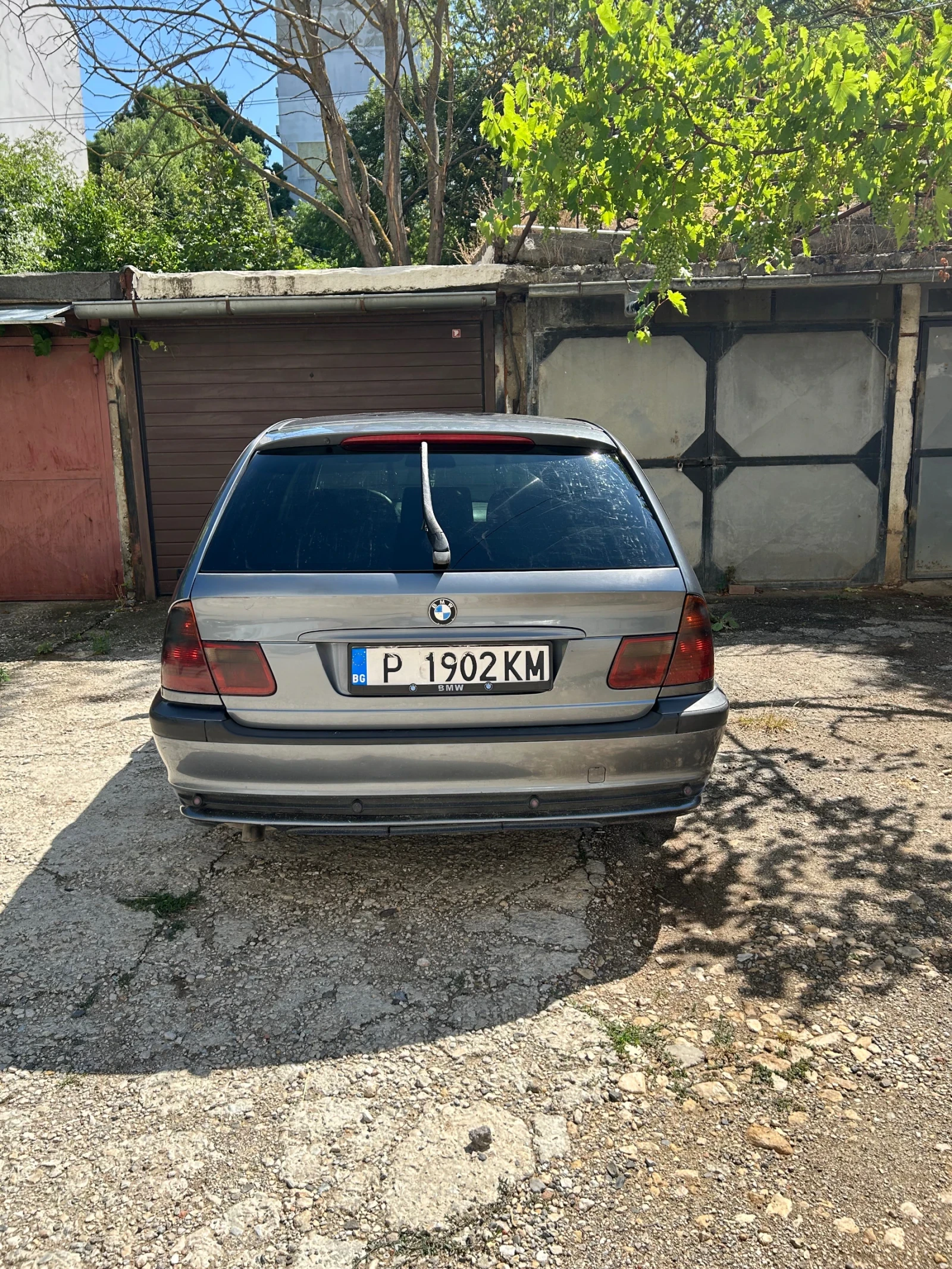 BMW 320 2.0D - изображение 4
