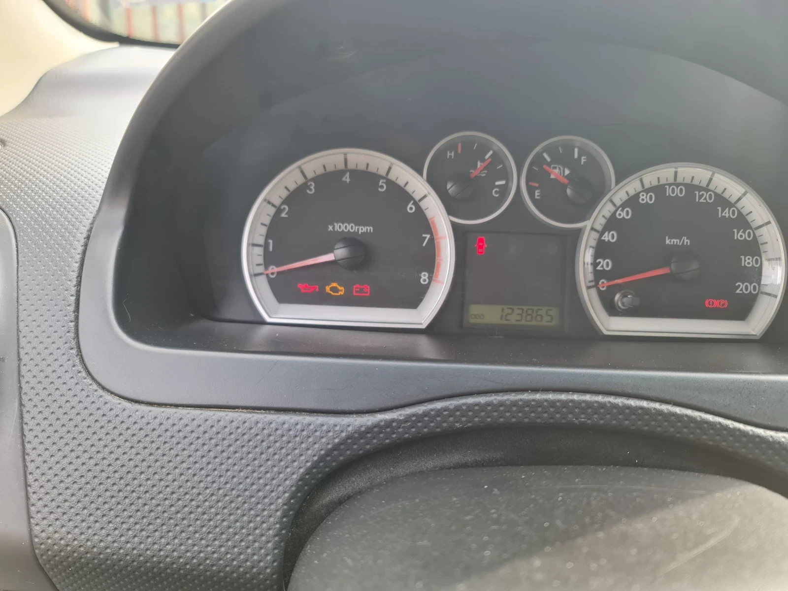 Chevrolet Aveo  - изображение 10