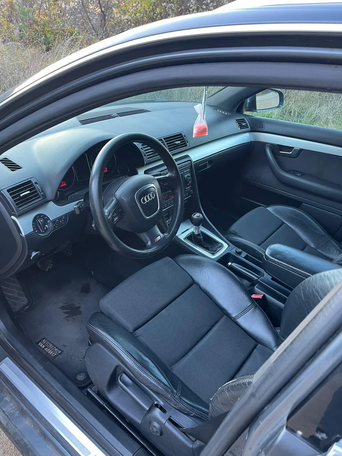 Audi A4  - изображение 6