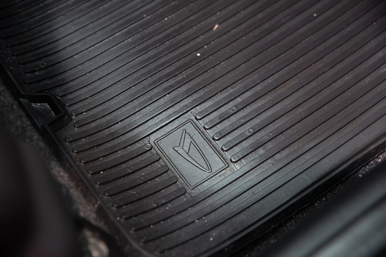 Daihatsu Sirion 1.4 98�� ���������*  | Mobile.bg � ����������� 14