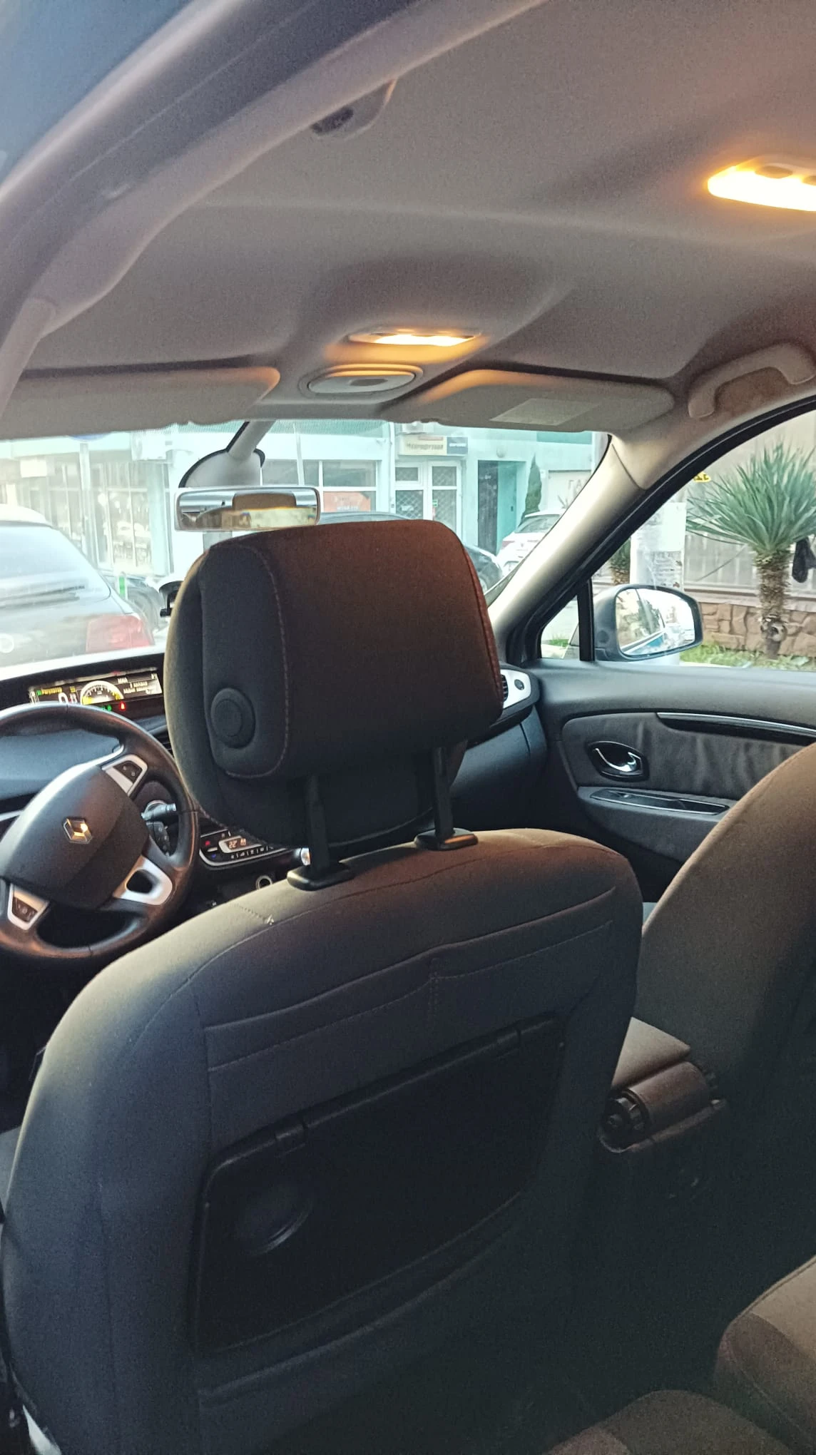 Renault Scenic  - изображение 9