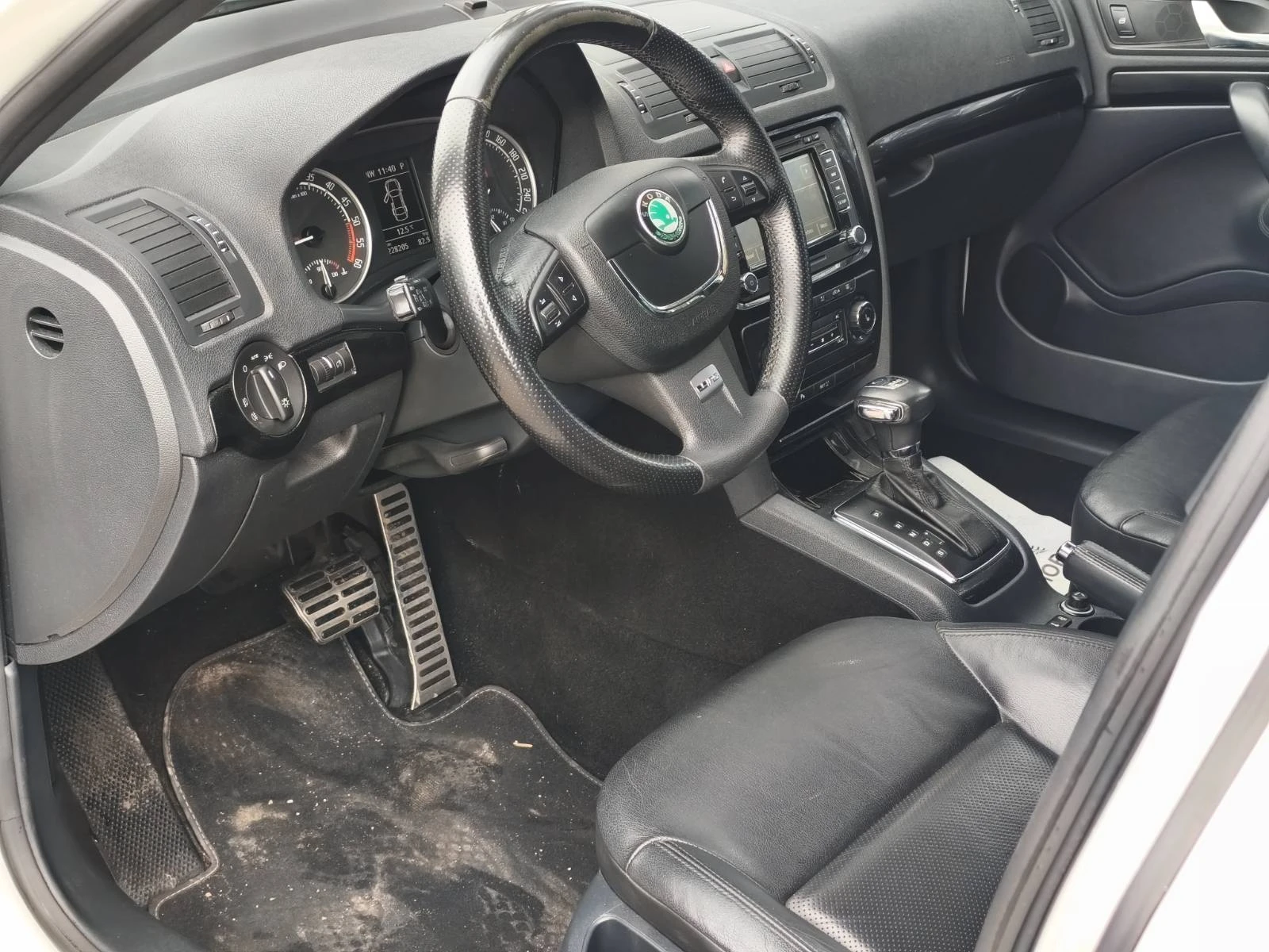 Skoda Octavia RS 2.0 TDI DSG 170 к.с. | 2013 | Комби | Нем, снимка 15 - Автомобили и джипове - 53570559