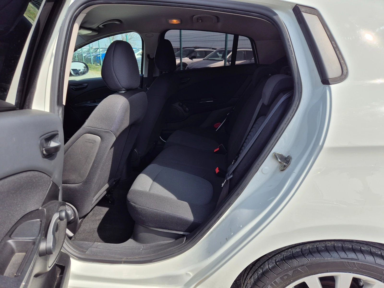 Fiat Bravo 1.4i, снимка 12 - Автомобили и джипове - 53743056