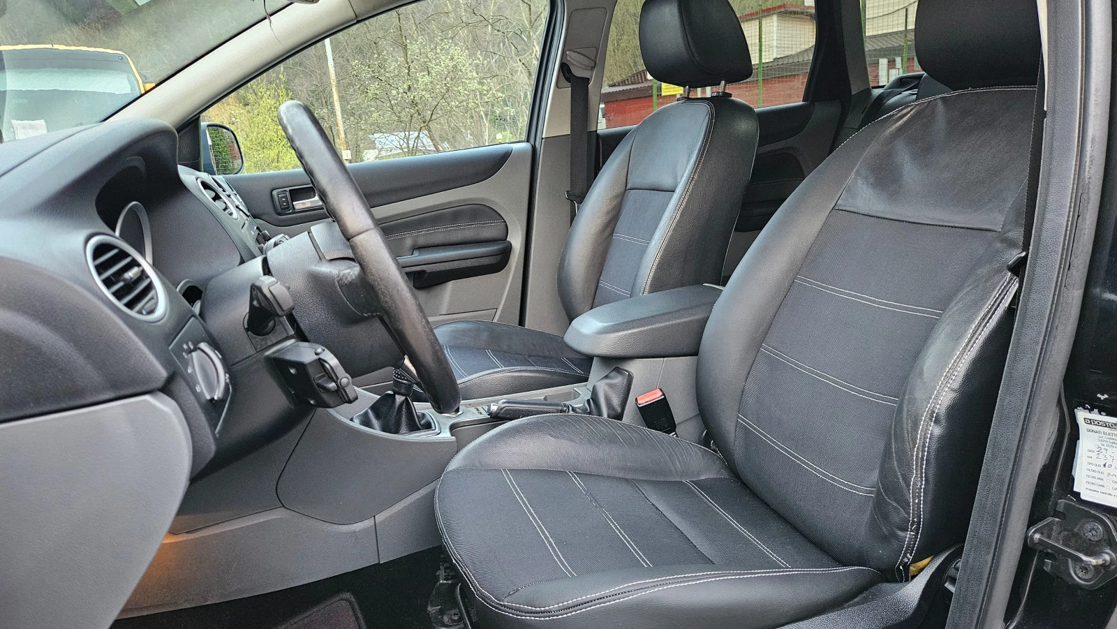 Ford Focus 1.6 Tdi Navig/Klimatronik/Titanium, снимка 13 - Автомобили и джипове - 54189428