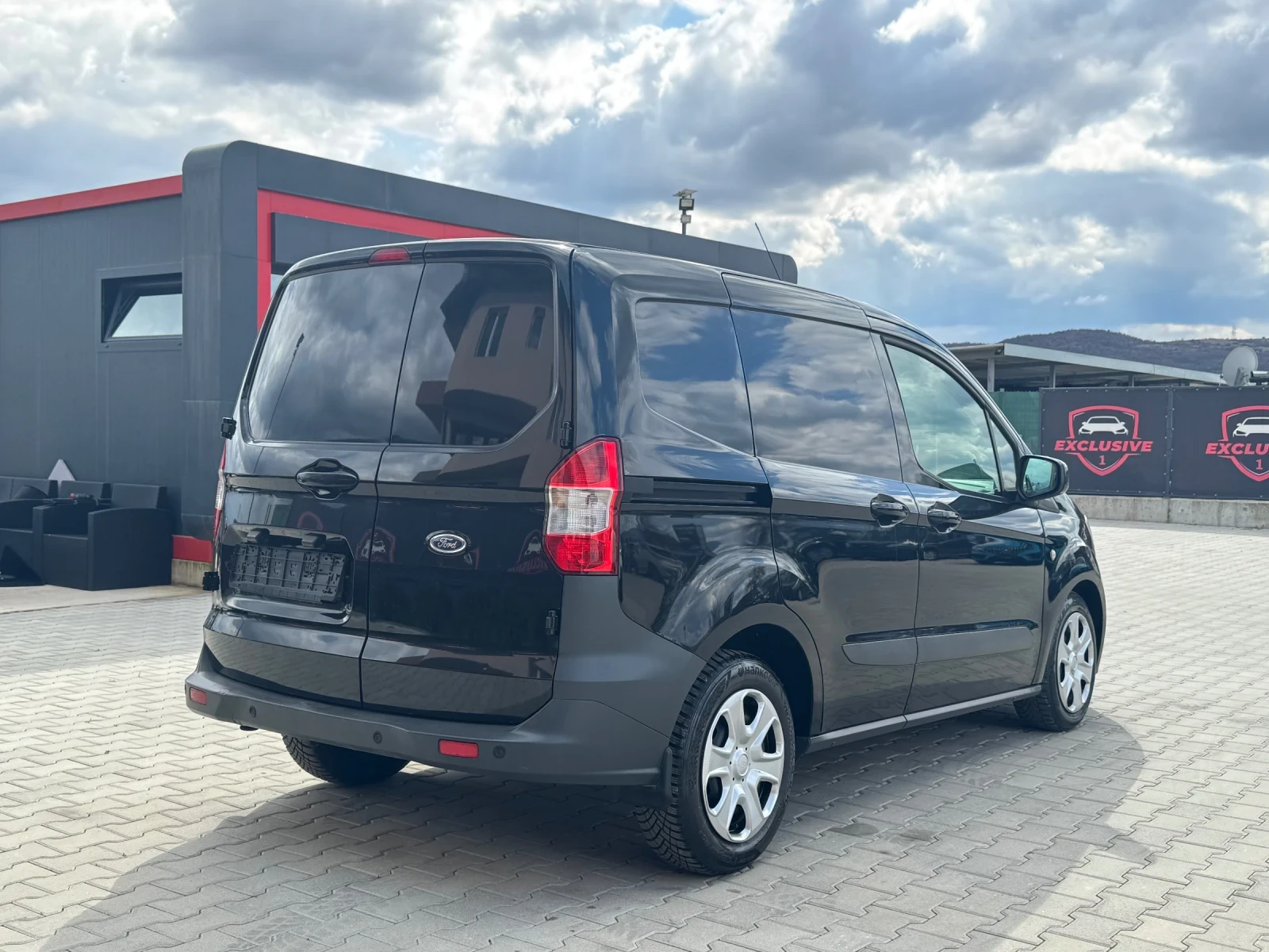 Ford Courier 1.5TDCI EURO-6, снимка 5 - Автомобили и джипове - 54192972