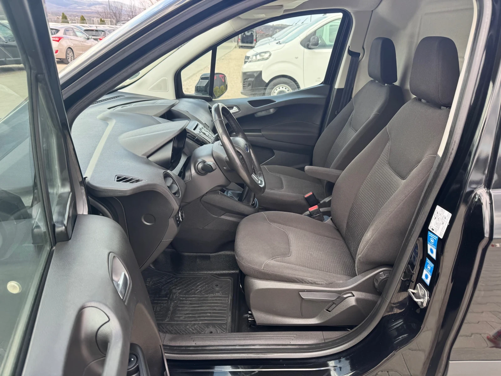 Ford Courier 1.5TDCI EURO-6, снимка 9 - Автомобили и джипове - 54192972