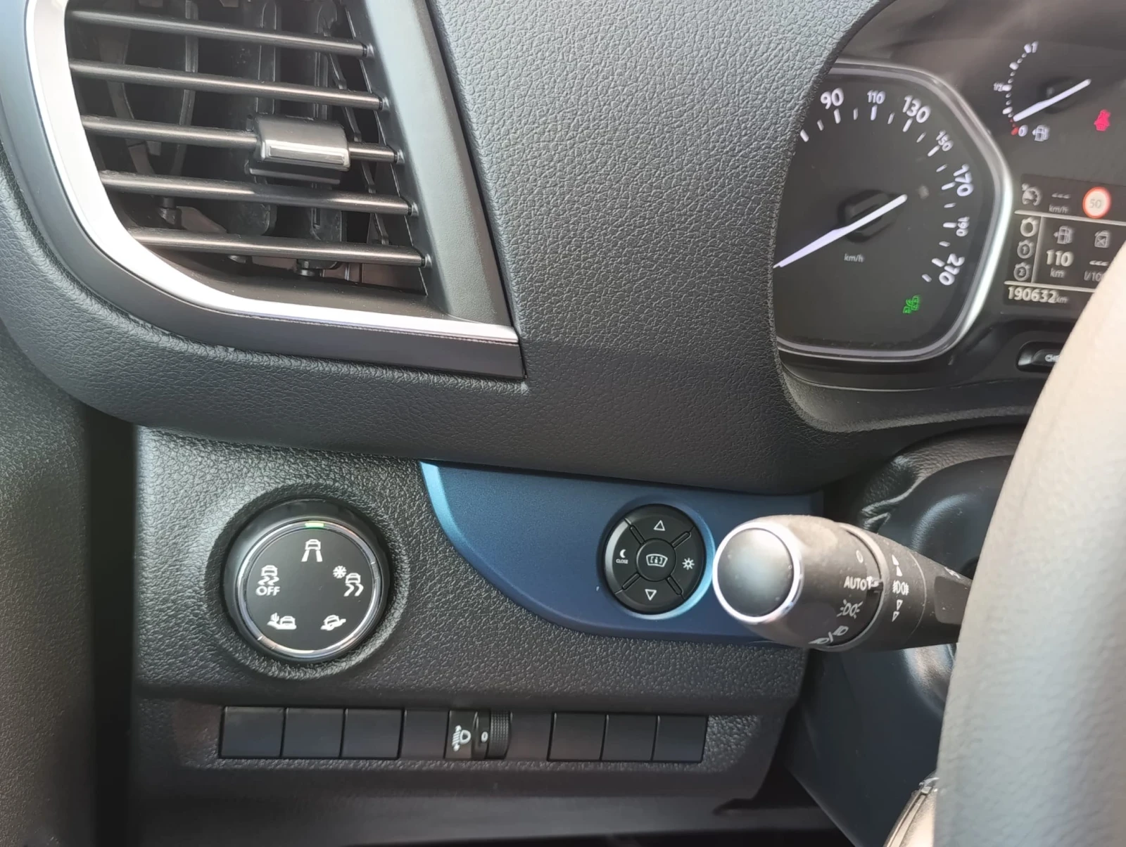 Peugeot Traveler 2.0HDI Автоматик!!!, снимка 10 - Автомобили и джипове - 54735356