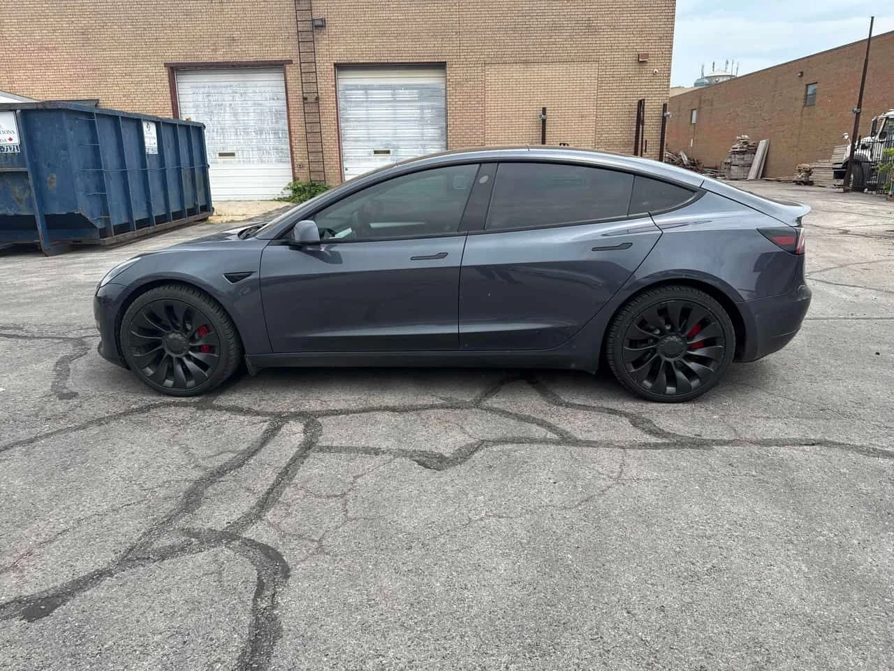 Tesla Model 3 * Performance * АВТОКРЕДИТ БЕЗ ПЪРВОНАЧАЛНА ВНОСКА, снимка 2 - Автомобили и джипове - 54842292