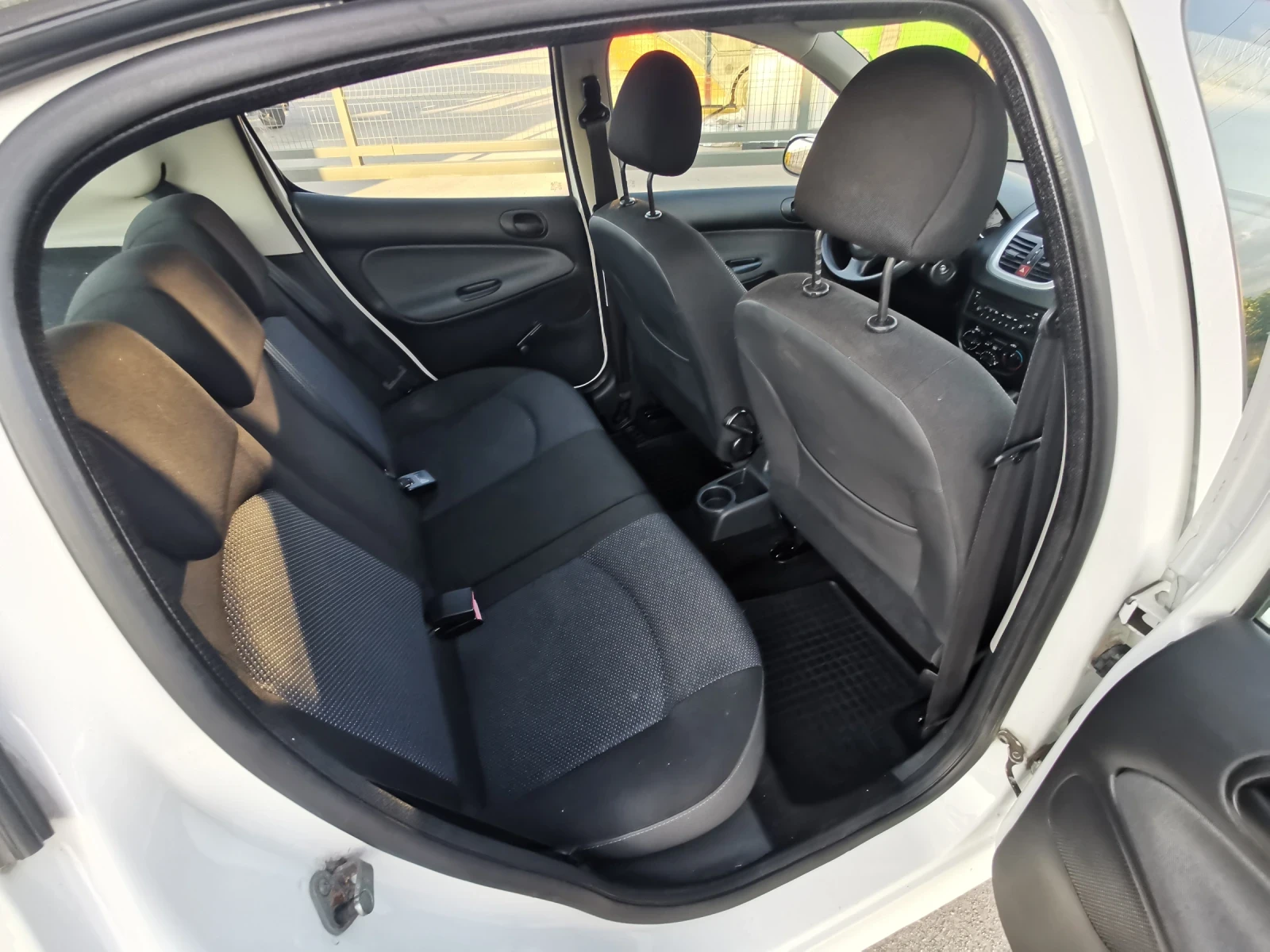 Peugeot 206 206+ 1.1i �����  | Mobile.bg � ����������� 10