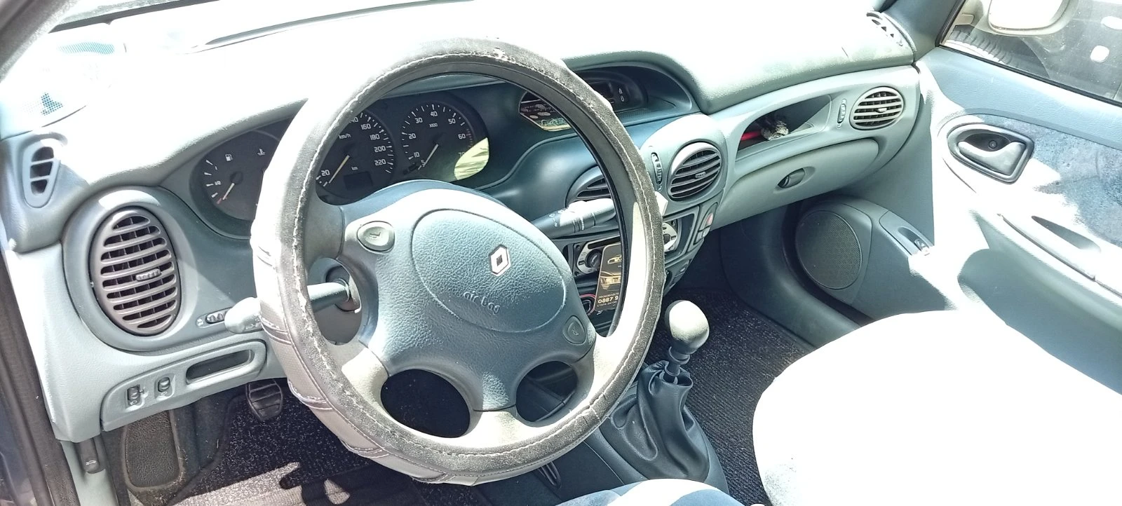 Renault Megane, снимка 7 - Автомобили и джипове - 55296214