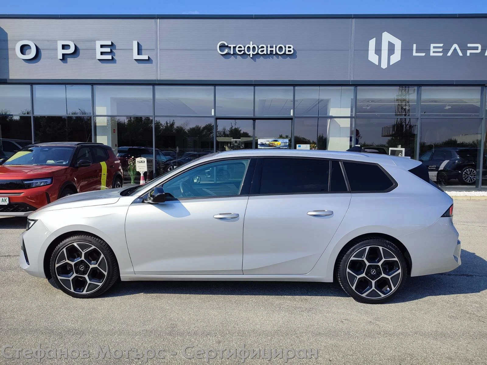 Opel Astra Ultimate 1.5 Diesel (130hp) AT8, снимка 4 - Автомобили и джипове - 55363253