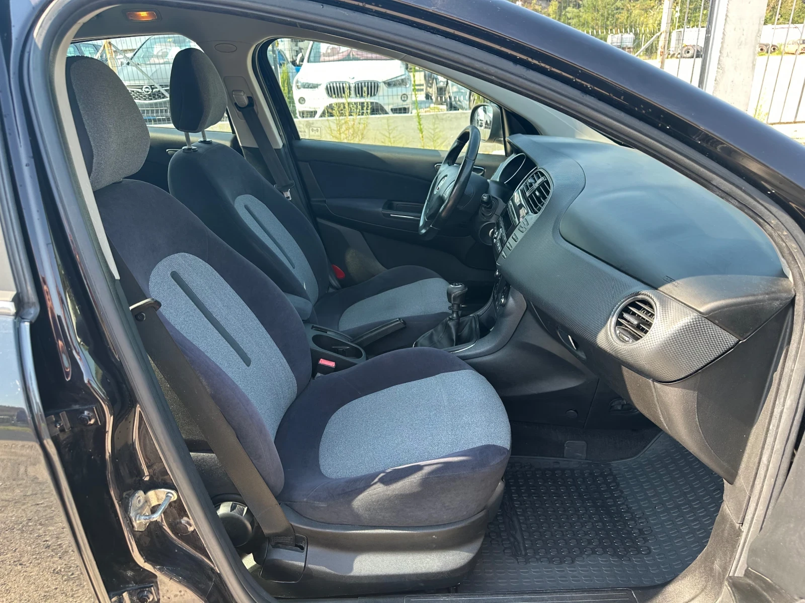 Fiat Bravo 1.6Mjet 120ksEURO5B, снимка 10 - Автомобили и джипове - 55704522