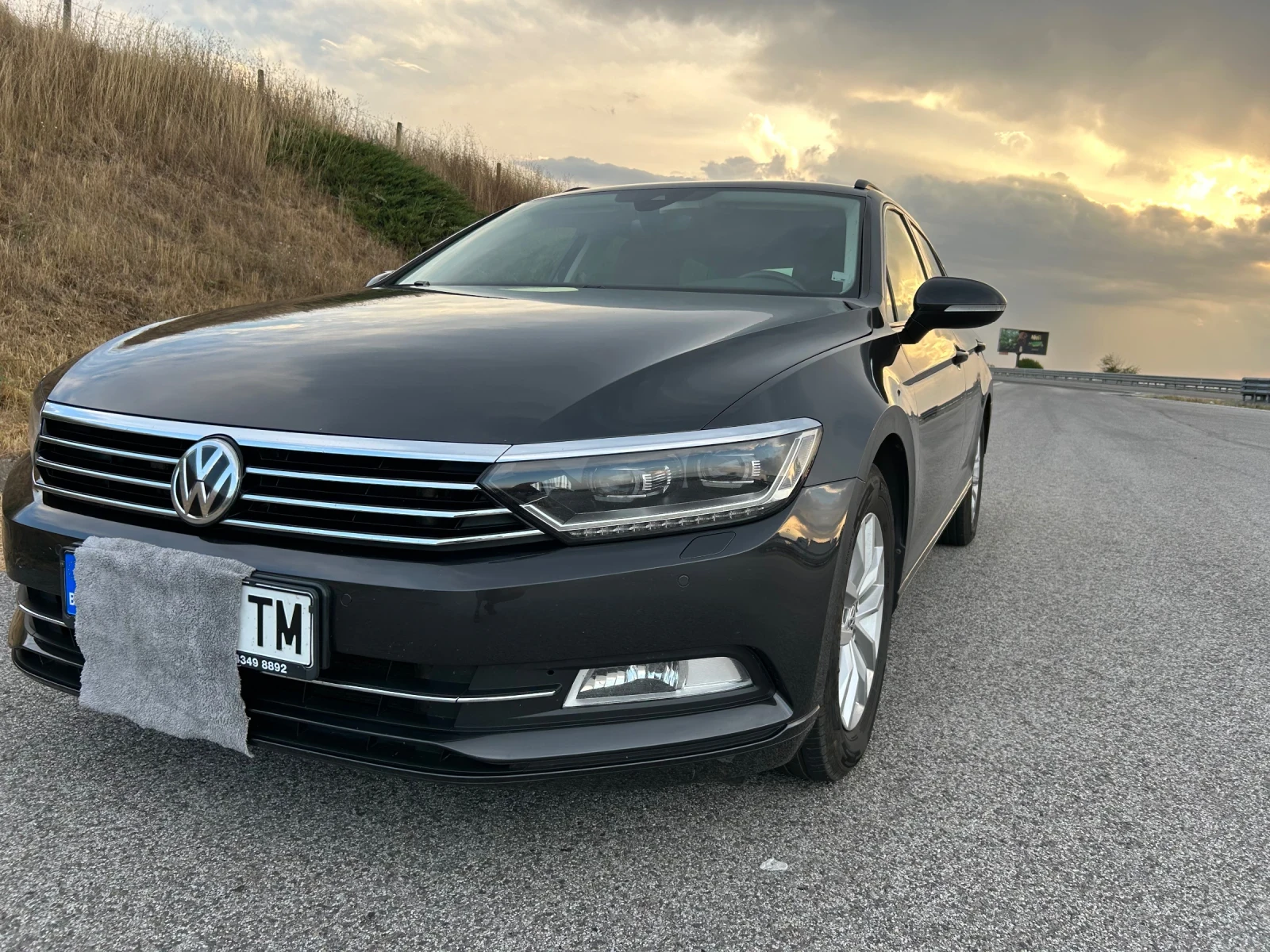 VW Passat Комви, снимка 2 - Автомобили и джипове - 55795187