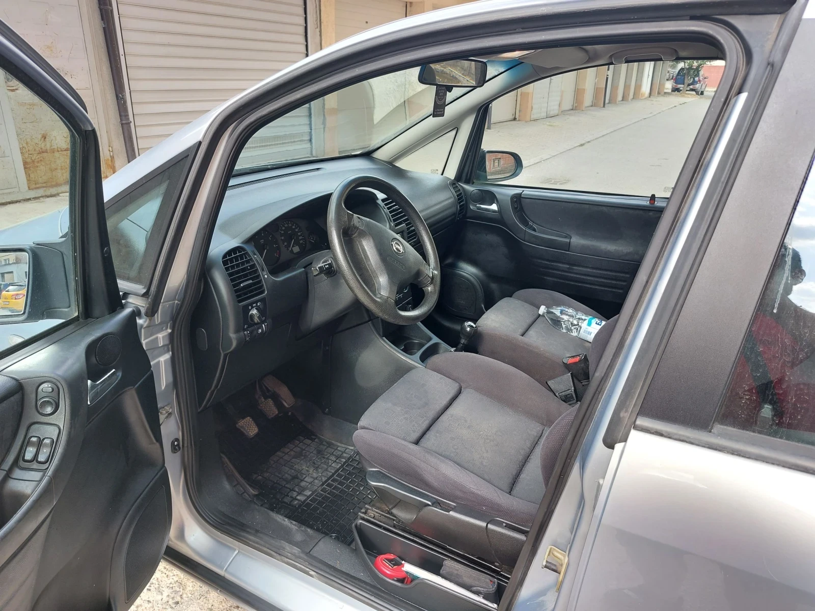 Opel Zafira, снимка 10 - Автомобили и джипове - 55826970