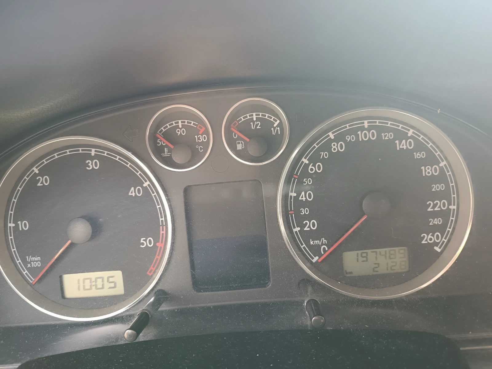 VW Passat, снимка 4 - Автомобили и джипове - 56198444