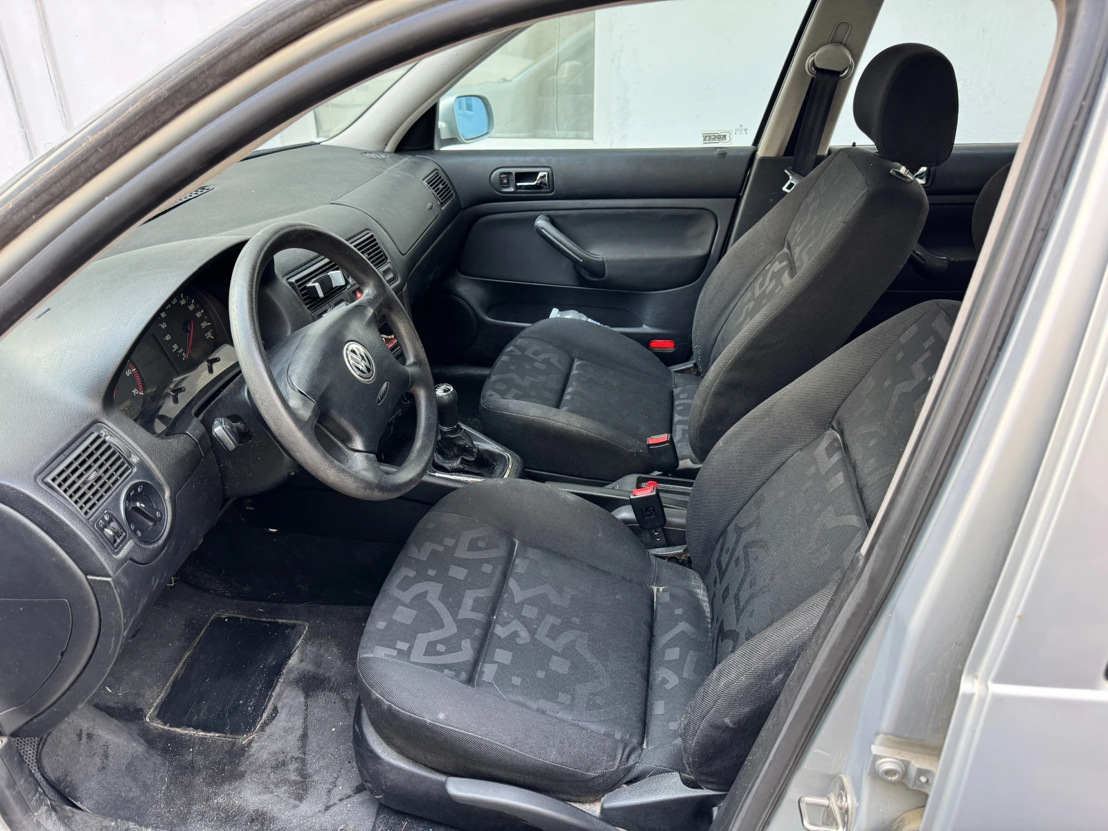 VW Golf, снимка 7 - Автомобили и джипове - 56643227