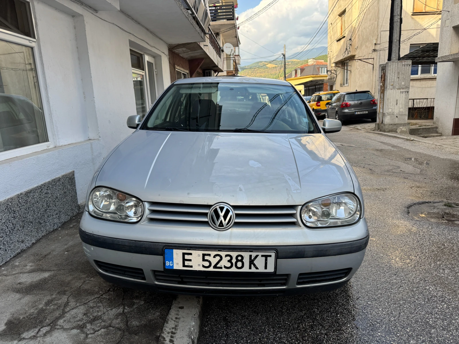 VW Golf, снимка 2 - Автомобили и джипове - 56643227