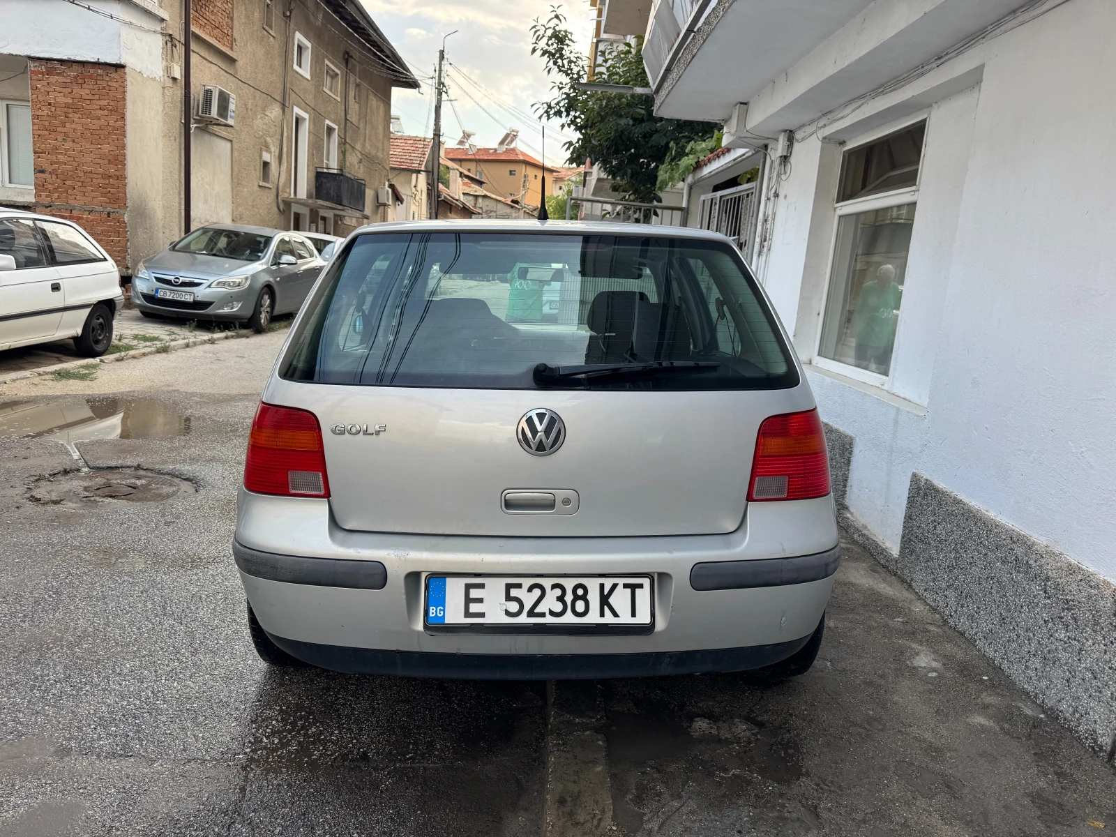 VW Golf, снимка 5 - Автомобили и джипове - 56643227