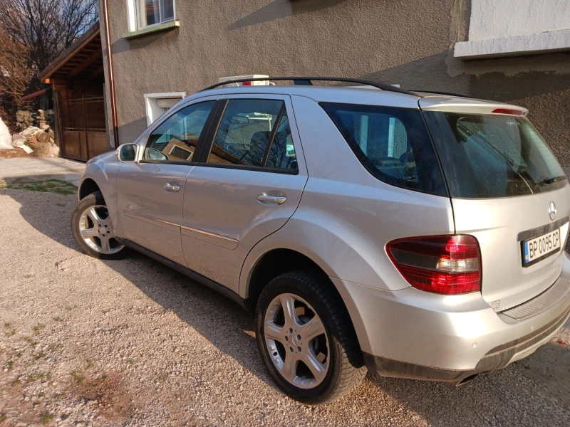 Mercedes-Benz ML 320 3.2 cdi, снимка 3 - Автомобили и джипове - 48967559