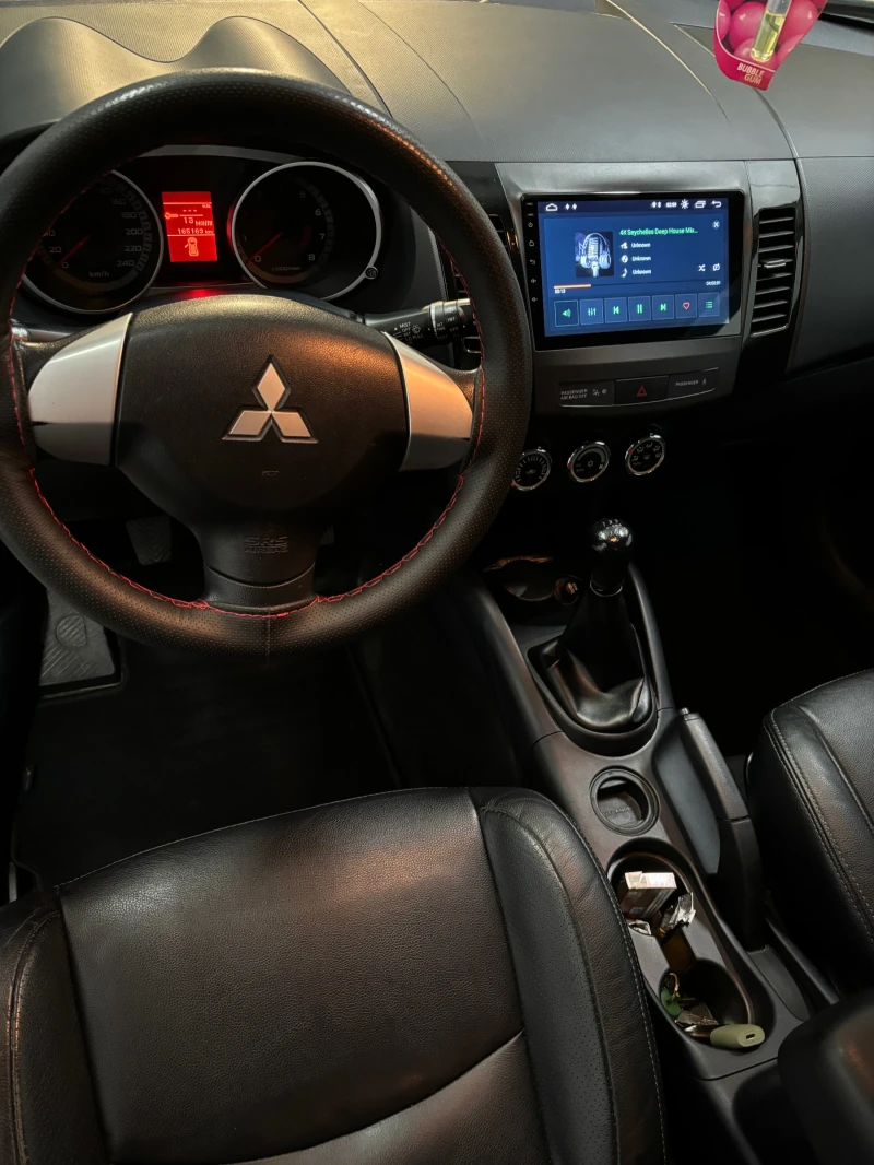 Mitsubishi Outlander 2.0i, снимка 6 - Автомобили и джипове - 49594524