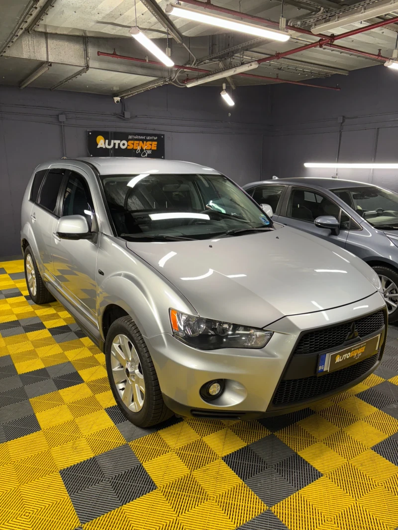 Mitsubishi Outlander 2.0i, снимка 2 - Автомобили и джипове - 49594524