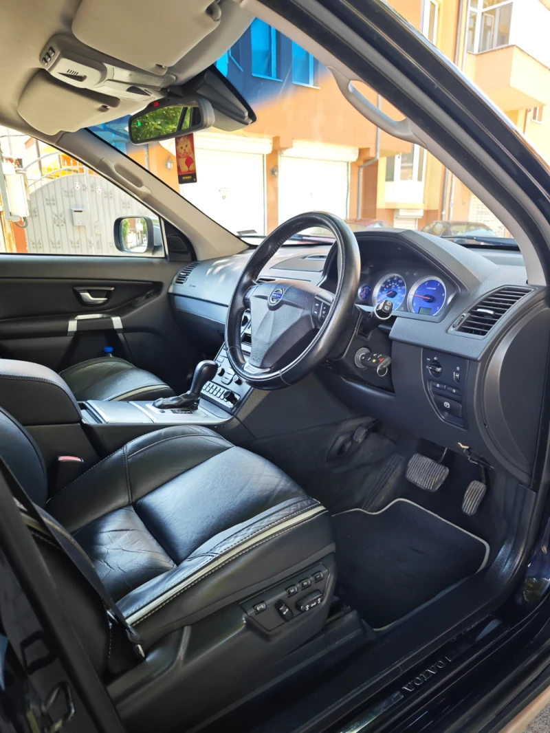 Volvo Xc90 D5 R-Design SE, снимка 8 - Автомобили и джипове - 52747789