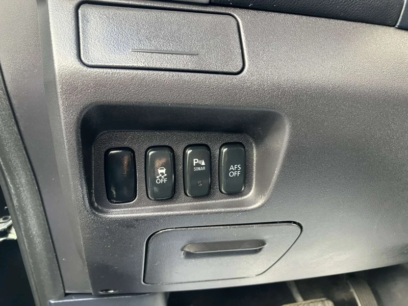 Mitsubishi Outlander, снимка 16 - Автомобили и джипове - 52692136