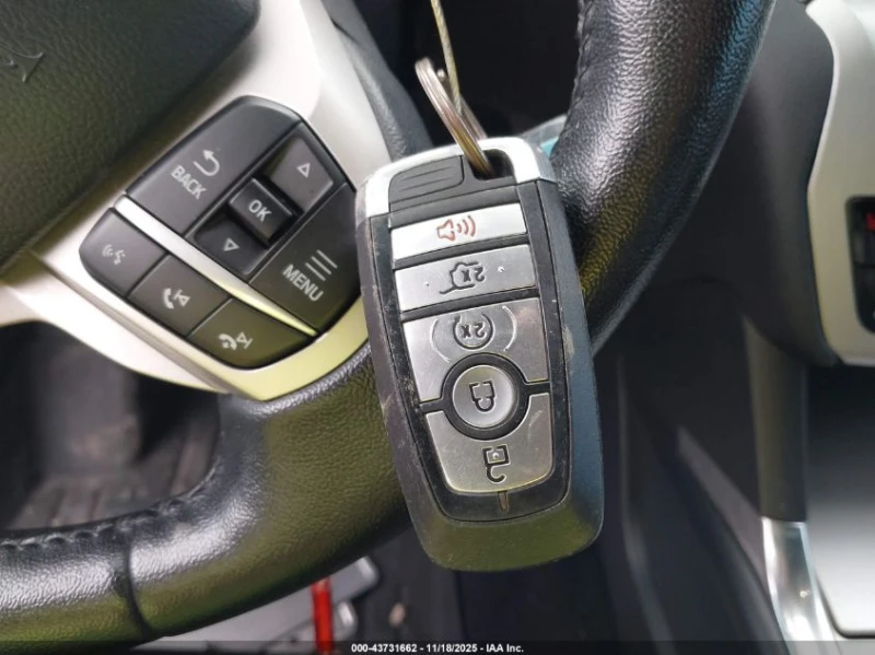 Ford Explorer 2.3L I-4 DI, DOHC, VVT, TURBO, 300HP 4X2 Drive, снимка 3 - Автомобили и джипове - 53284877