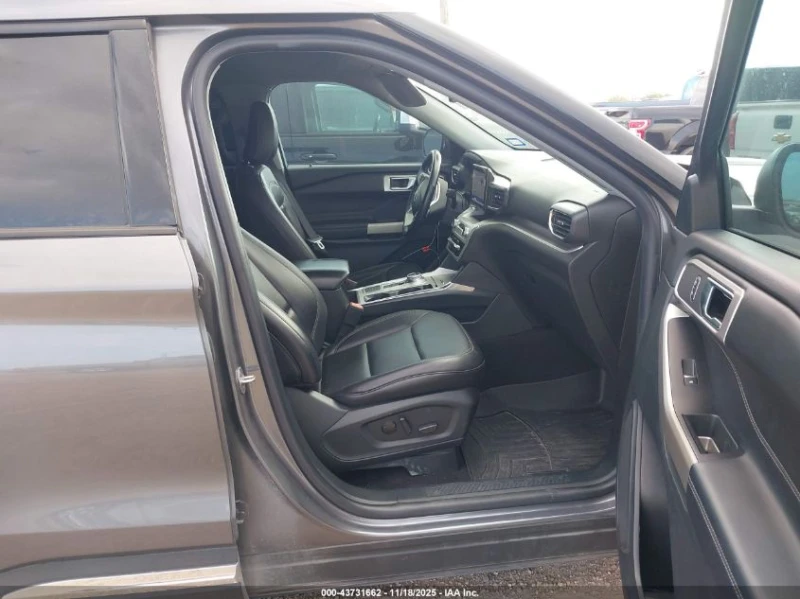 Ford Explorer 2.3L I-4 DI, DOHC, VVT, TURBO, 300HP 4X2 Drive, снимка 10 - Автомобили и джипове - 53284877