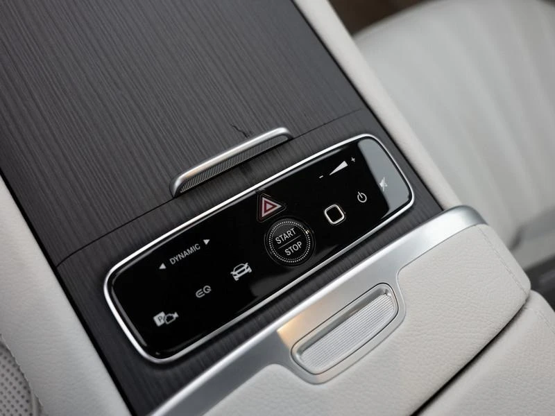 Mercedes-Benz EQE 500 SUV/AMG/4-MATIC/HYPERSCREEN/BURM/PANO/360/, снимка 11 - Автомобили и джипове - 53082396