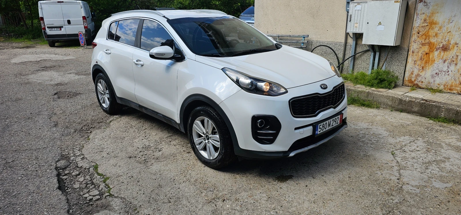 Kia Sportage 2.0 CRDI LX 4x4 - изображение 2