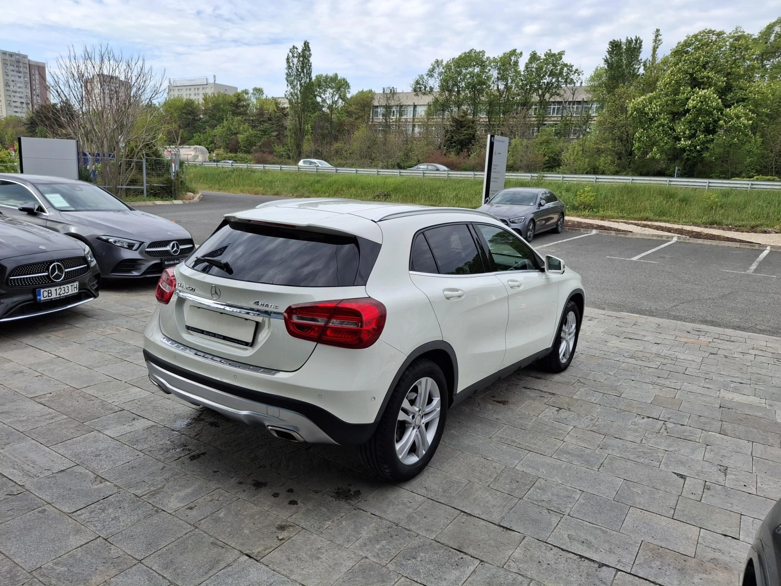 Mercedes-Benz GLA 250 4MATIC - изображение 7
