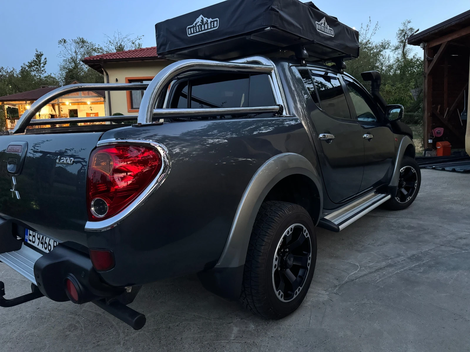 Mitsubishi L200 Джип - изображение 9
