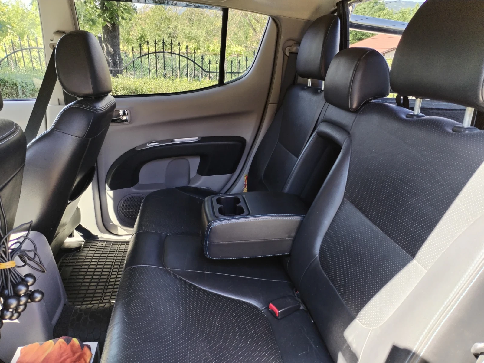 Mitsubishi L200 Джип - изображение 4