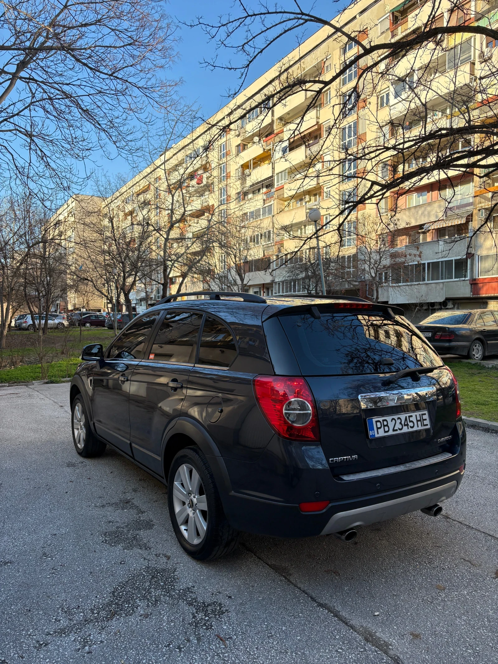 Chevrolet Captiva 2.0d 4х4 ОТЛИЧНО СЪСТОЯНИЕ, снимка 4 - Автомобили и джипове - 53612221