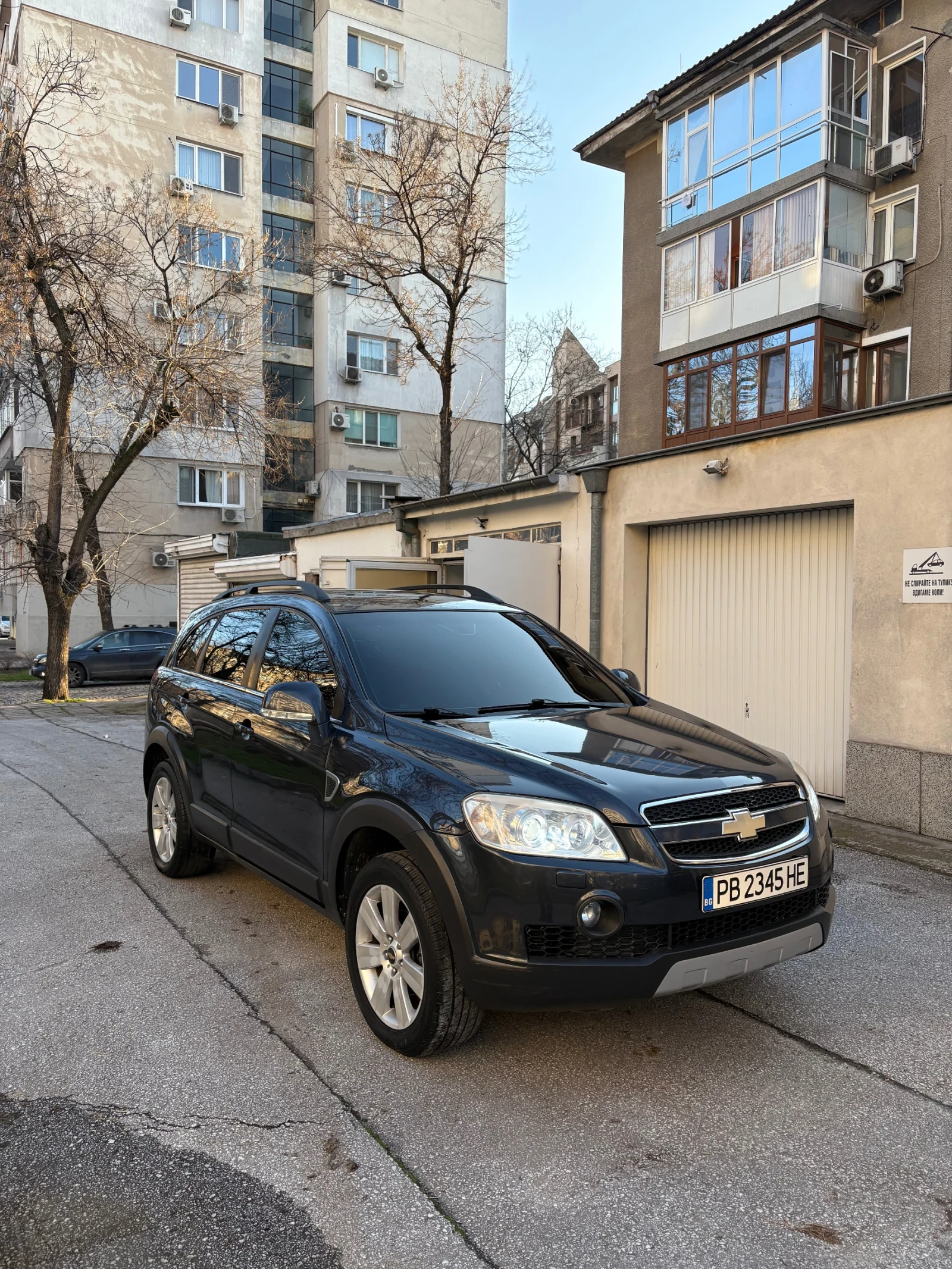 Chevrolet Captiva 2.0d 4х4 ОТЛИЧНО СЪСТОЯНИЕ, снимка 2 - Автомобили и джипове - 53612221