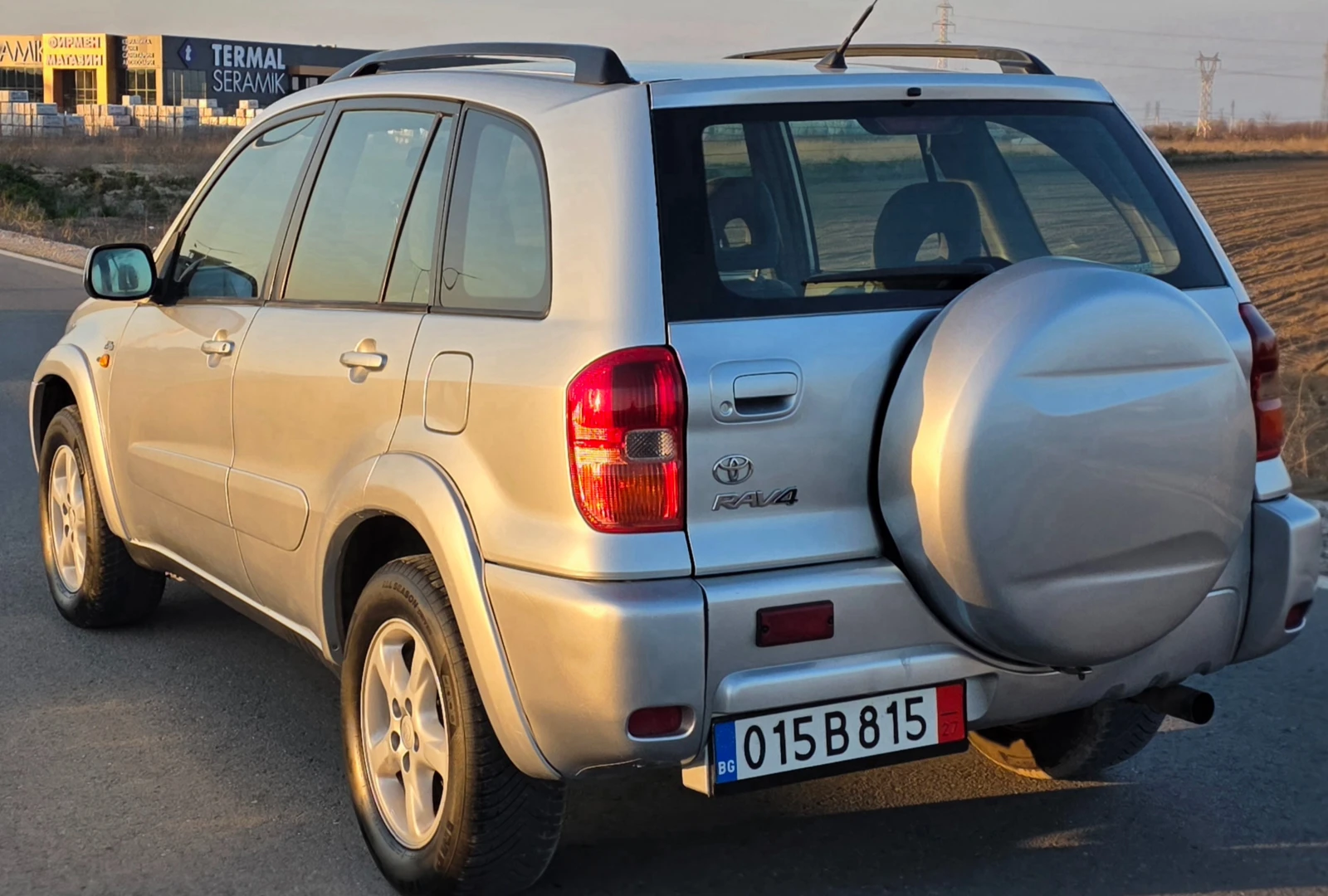 Toyota Rav4 2.0d4d 116ks, снимка 4 - Автомобили и джипове - 53880316