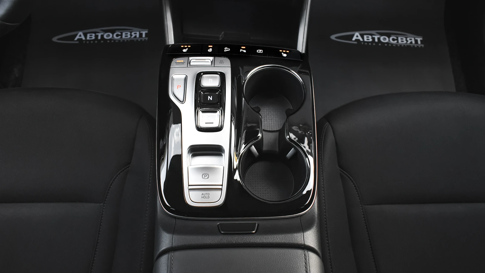 Hyundai Tucson 1.6 T-GDi EXELLENCE Plug-in Hybrid 4x4 Automatic, снимка 12 - Автомобили и джипове - 54149377