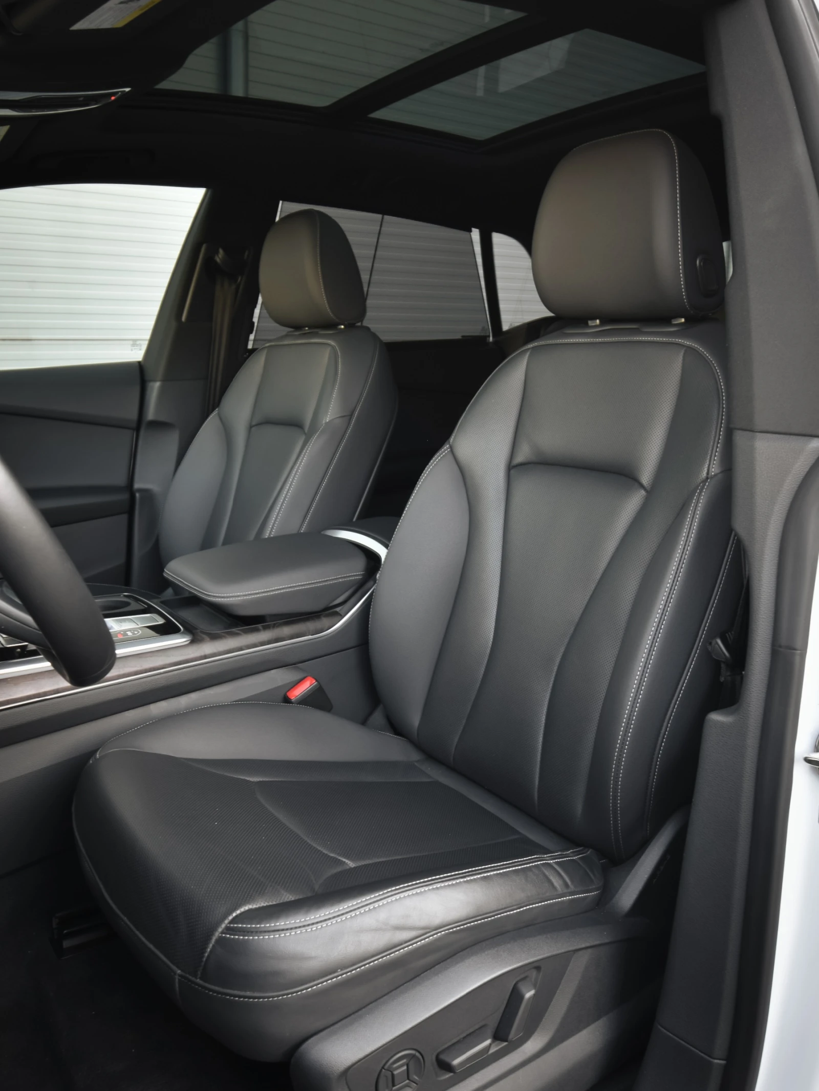 Audi Q8 QUATTRO PRESTIGE 55 TFSI, снимка 11 - Автомобили и джипове - 54577038