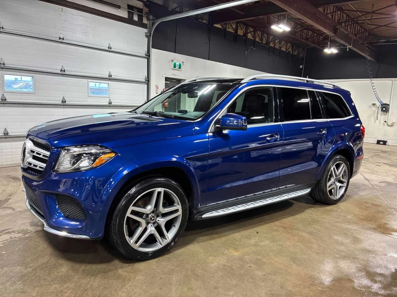 Mercedes-Benz GLS 450 АМГ ПАКЕТ/CARFAX/ПАНО/КЛИП/ФИНАНСИРАНЕ, снимка 3 - Автомобили и джипове - 54904320