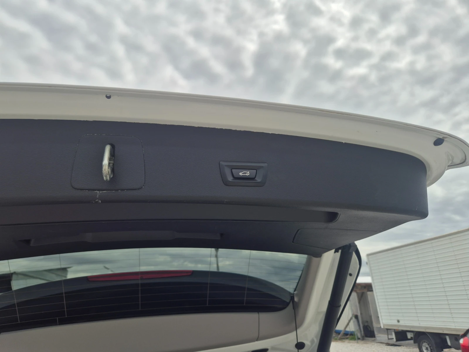 BMW X1 2.0 d Sport 150 kc, снимка 10 - Автомобили и джипове - 54904514