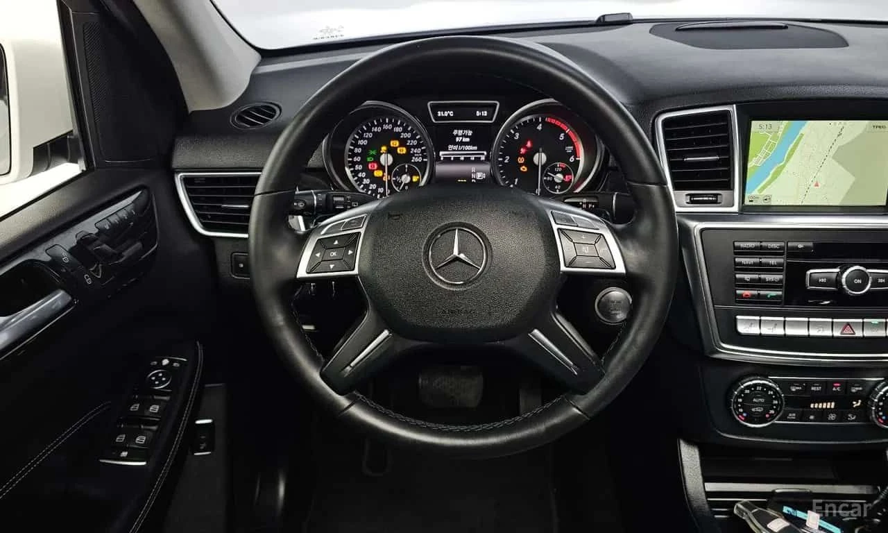 Mercedes-Benz ML 350 * ML350 BlueTEC 4MATIC * ЦЕНА ДО БГ, снимка 8 - Автомобили и джипове - 55578830