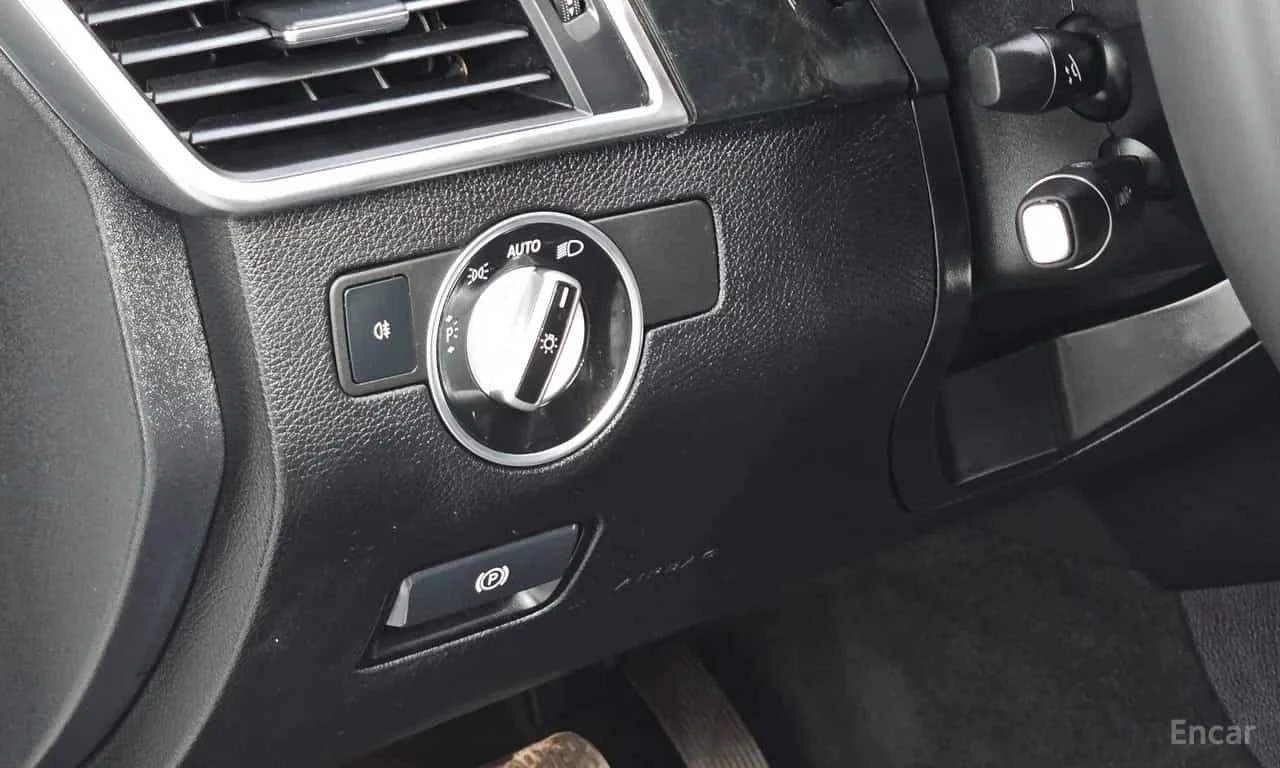 Mercedes-Benz ML 350 * ML350 BlueTEC 4MATIC * ЦЕНА ДО БГ, снимка 14 - Автомобили и джипове - 55578830