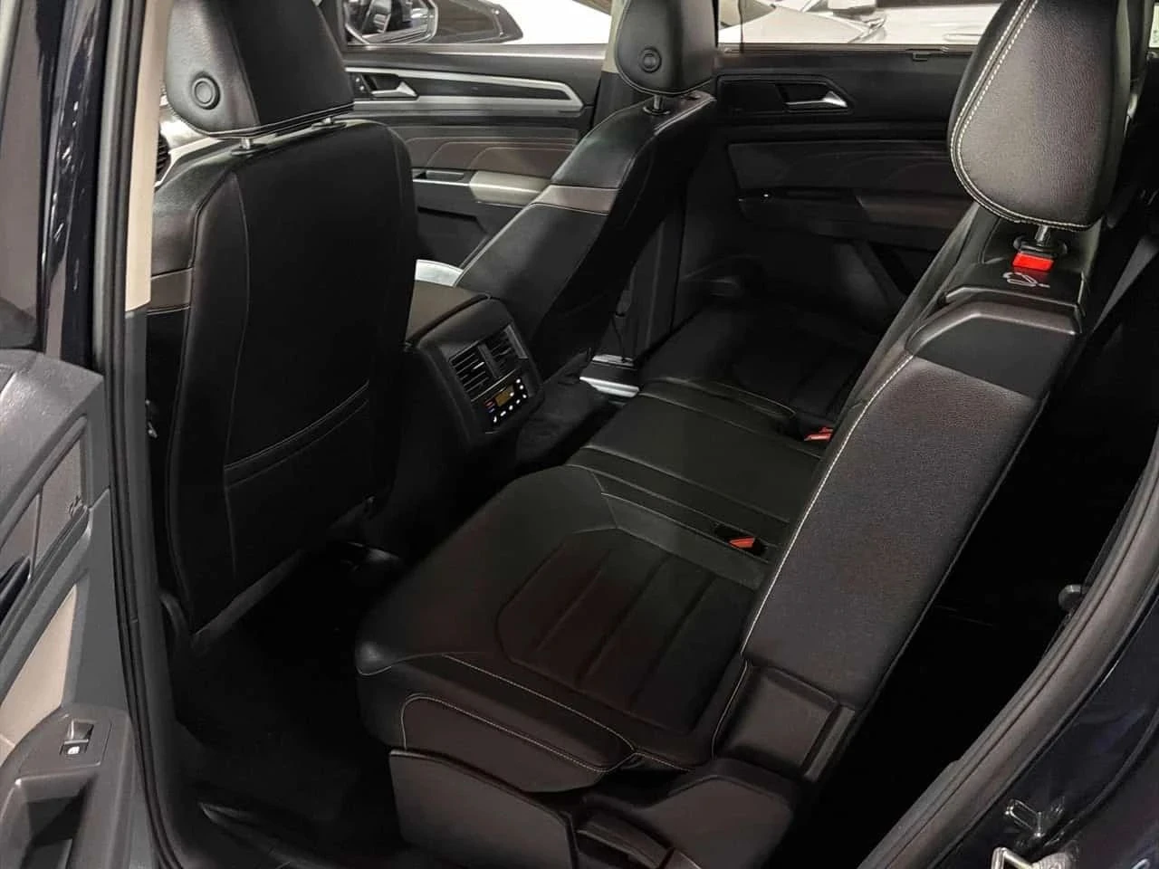 VW Atlas, снимка 14 - Автомобили и джипове - 56737905